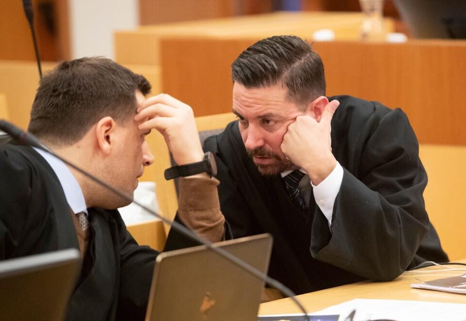 - Politiet må få gjøre jobben sin uten at mediene avgjør faktum og skyldMarius Borg Høiby har hyret inn advokat Øyvind Bratlien i saken som nå dominerer fullstendig i norsk presse. Bratlien har forsvart noen av Norges tyngste kriminelle i en årrekke, og har bedt mediene om å trå varsomt i saken omkring sin klient.