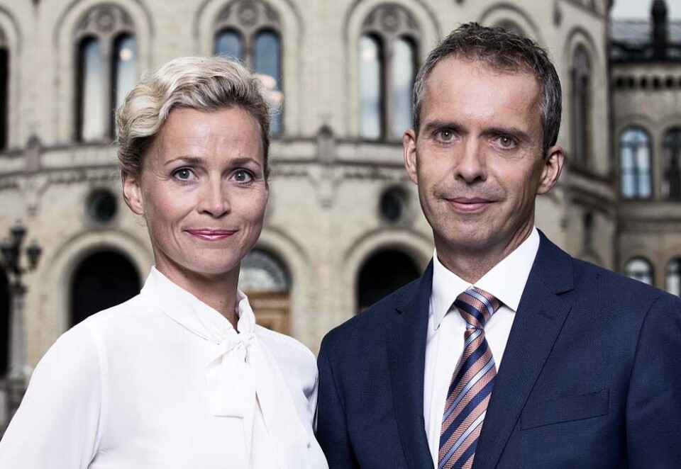 Ingunn Solheim og Jarle Roheim Håkonsen i ledet NRKs partilederdebatt mandag denne uken. Foto: Julia Naglestad/NRK