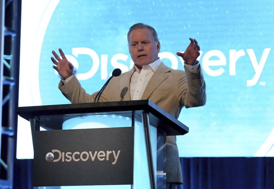 Slås sammen: Warner Bros. Discovery blir det nye navnet på selskapet som blant annet driver TVNorge, Discovery+ og HBO Max på det norske markedet. Dagens Discovery-sjef David Zaslav skal lede den nye underholdningsgiganten. Foto: Willy Sanjuan/Invision/AP