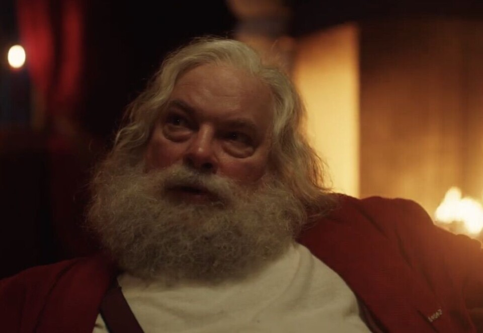 Make Christmas Great Again: Posten har latt seg inspirere av den avtroppende amerikanske presidenten i sin nye reklamefilm, som kort tid etter nyttår vil befinne seg i samme situasjon som julenissen.