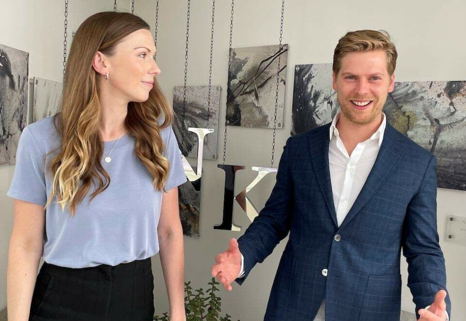 Nye PR-hoder: Elise Møvik og Henrik Schwabe tar med seg rådgivnings- og analysekompetanse til Zynk, som satser stort på stordata- og maskinlæringstjenester.