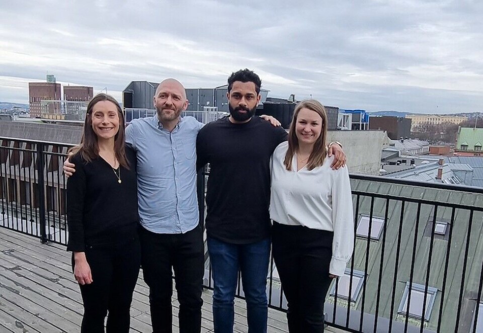 Klare for Amedia: Fra venstre: Hanna Salahovic, Christian Lien, Seyon Chelian og Silje Lippestad. Christine Hoel-Aamodt og Cecilie Bøe var ikke tilstede når fotoet ble tatt.