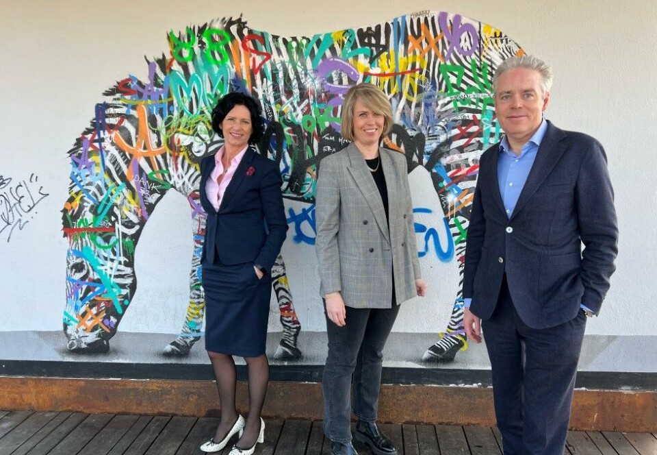 Høye inntenkter: Jan Glendrange til høyre i bildet kan vise til høye inntekter i 2021.