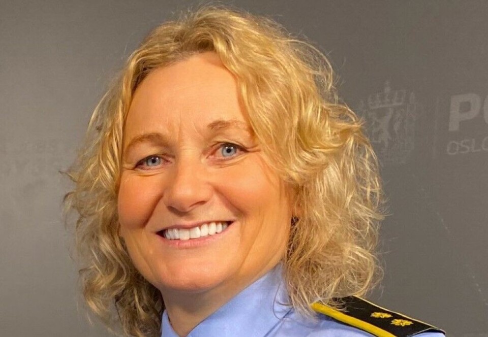 Leder for politiets hatkrim-gruppe: - Vi har gjort ganske mye, men vi kunne helt sikkert vært enda bedre, sier Monica Lillebakken om det eksterne kommunikasjonsarbeidet knyttet til hatkriminalitet. Foto: Politiet