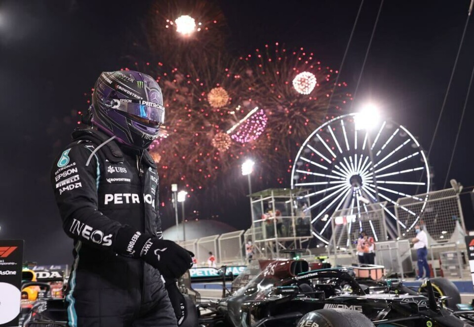 Ekstrem interesse: Regjerende verdensmester i F1, Lewis Hamilton, og de andre i F1-sirkuset har fått langt større oppmerksomhet fra det norske publikummet de siste årene. Her er Hamilton avbildet etter seieren i årets Bahrain Grand Prix.