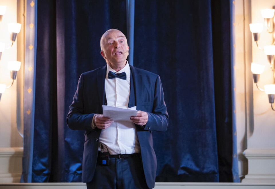 Omstridt: Hans Rustad som driver nettstedet Document.no innleder på et arrangement med Steve Bannon som gjest i Oslo Militære Samfund i 2019. Foto: Håkon Mosvold Larsen/NTB