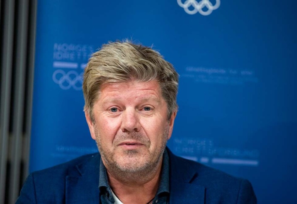 Hockeysjefen: Generalssekretæren i Norges Ishockeyforbund Ottar Eide har tatt konsekvensene av det er blitt vesentlig dyrere å sende norske hockeylandslag ut på tur. Foto: NTB.
