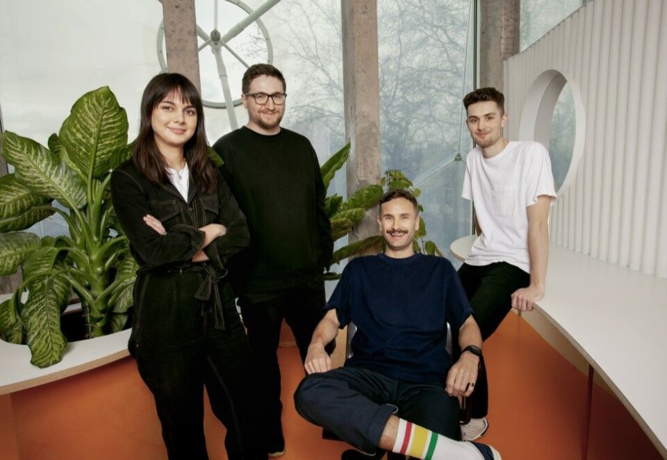 I London: Annabel Lake, Myles Palmer, Barrie Bloor og Harry Copeman er på plass på London-kontoret. Foto: Francesca Tamse.