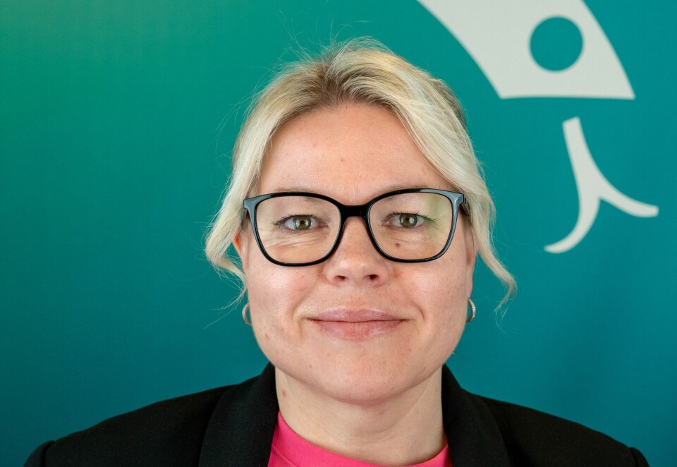 Todelt: Leder i Norges Farmaceutiske Forening, Birgitte Lloyd, er positiv til at det kan oppgis hvilket apotek som har den laveste prisen på et preparat, men mener varer som oppfattes billig alltid fører til økt salg. Foto: Farmatid/Tore Rasmussen Steien