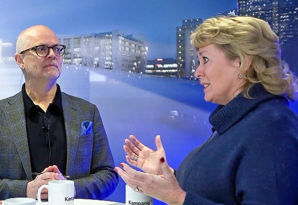 Fra disk til gulv: Vinmonopolet-sjefen lar seg imponere over den reisen mange ansatte har vært gjennom. - Det er mange av de samme ansatte som stod bak disken som i dag er blitt rådgivere ute på gulvet og det har nok vært en krevende reise, tenker jeg, sier Elisabeth Hunter.