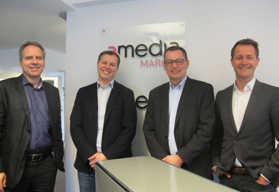 Alle er borte: Hele den gamle salgs- og markedsledelsen i Amedia er nå ute. Karl Gunnar Opdal (til venstre), Lars Hordnes (nr. 2 fra ventrse) og Karl Olav Sørensen (til høyre) har alle sluttet i konsernet, mens kundedirektør Øyvind Bladt Hagen går over i ny stilling som regiondirektør i Buskerud og administrerende direktør i Drammens Tidende. Foto: Amedia.
