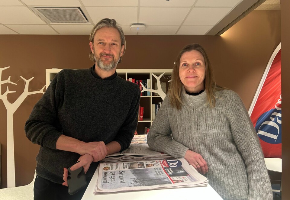 Tar over DagsavisenPolitisk redaktør i Dagsavisen Lars West Johnsen blir ny sjefredaktør og Nina Kordahl blir administrerende direktør. Dermed går Dagsavisen midlertidig vekk fra publisher-modellen. Foto: Dagsavisen.