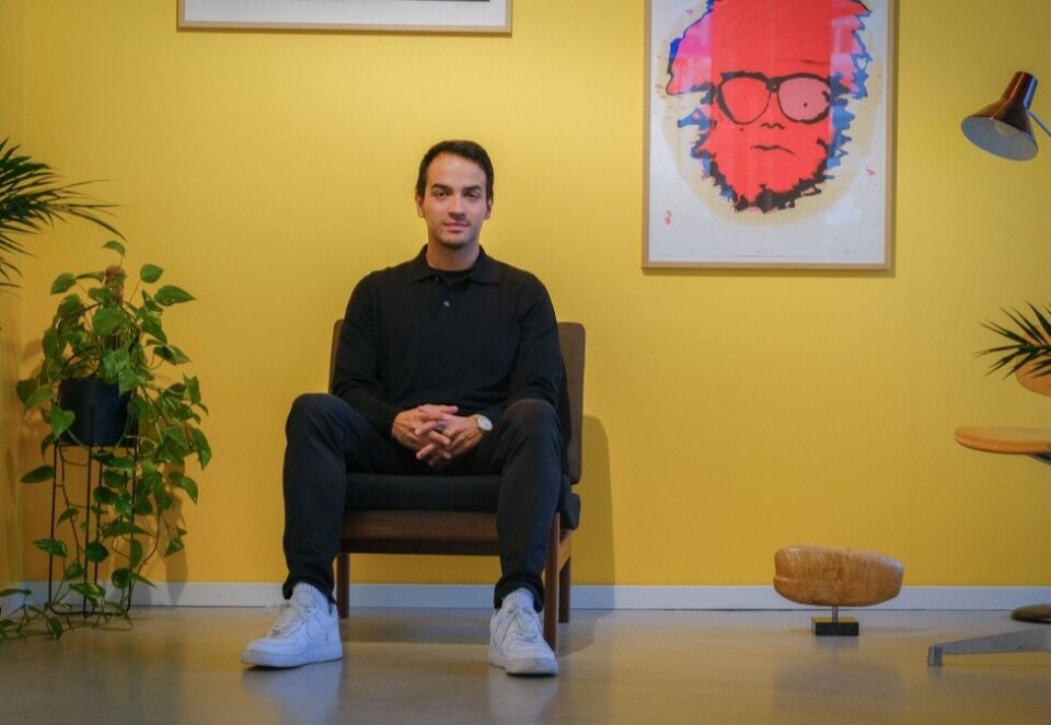 Ny arbeidsplass: Lars Erik Oterhals er på plass på sitt nye kontor. Nå skal han bidra i Ateliers satsing i det internasjonale kunstmarkedet.