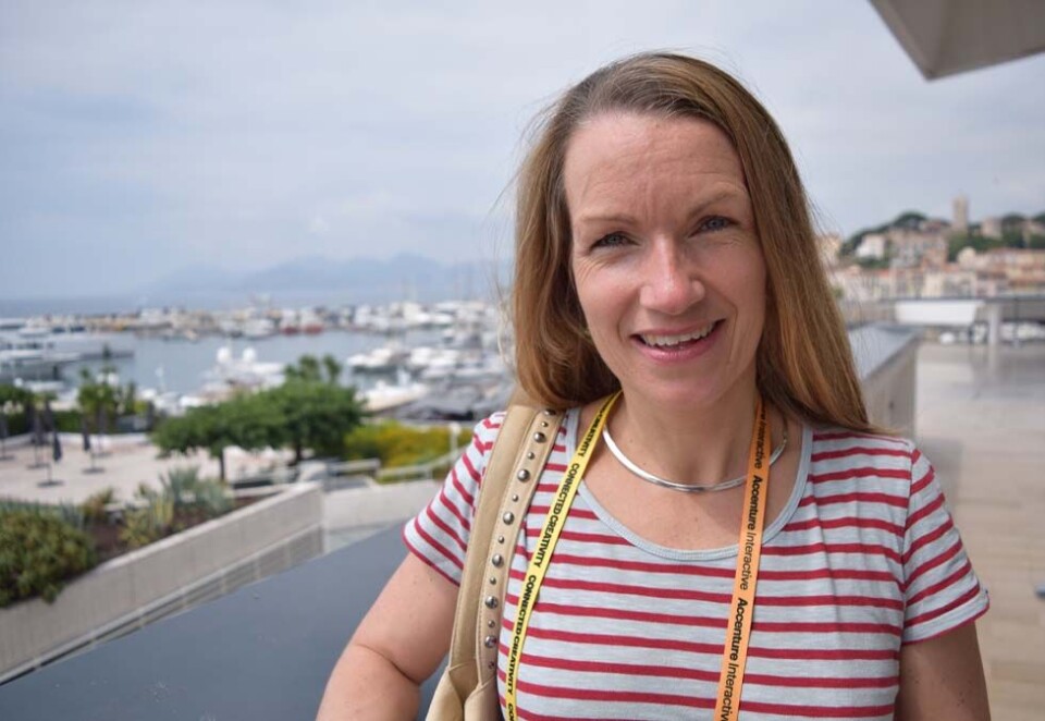 Sliten: Det har vært intense åtte dager med filmjuryering, forteller Trys Camilla Bjørnhaug. - Nå skal jeg på hotellet og sove, sier hun til Kampanje. Foto: Hilde Nyman