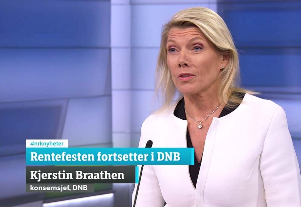 Får stryk: Torsdag 19. oktober gjestet DNB-sjef Kjerstin Braathen Dagsrevyen på NRK. Der leverte hun en kommunikasjonsfaglig svak prestasjon, påpeker lederen av Kommunikasjonsforeningen. Skjermbilde: NRK