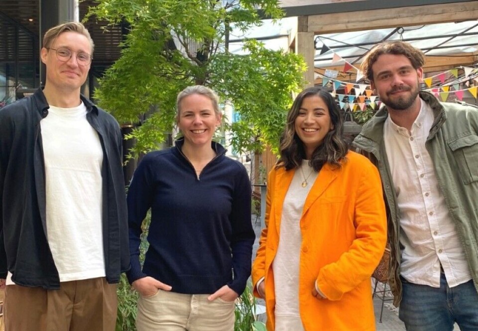 Nye i Design Container: Nyansatte Odin Ottem Berntsen, Kaia Gulsvik, Rebeca Bacolod og praksistudenten Daniel Hammer Garry. Foto: Design Container