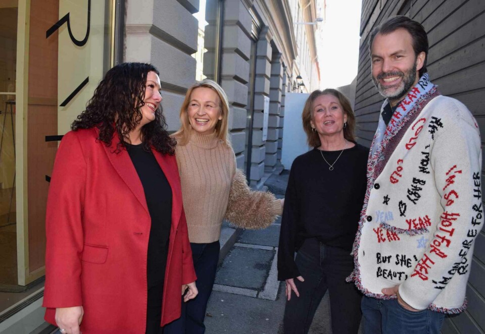 Eventromanse: Fra venstre: Marit Høvik Hartmann (til venstre) i DSD Explore fungerer som en slags Kirsten Giftekniv når avstandsforelskelsen til Z Event og Kite formaliseres i en fusjon. Her står hun med DSD Explore-partner Mona Øverengen, Kite-partner Trude F. Linge og Z Event-sjef Thomas Strandskogen. Foto: Dag Robert Jerijervi