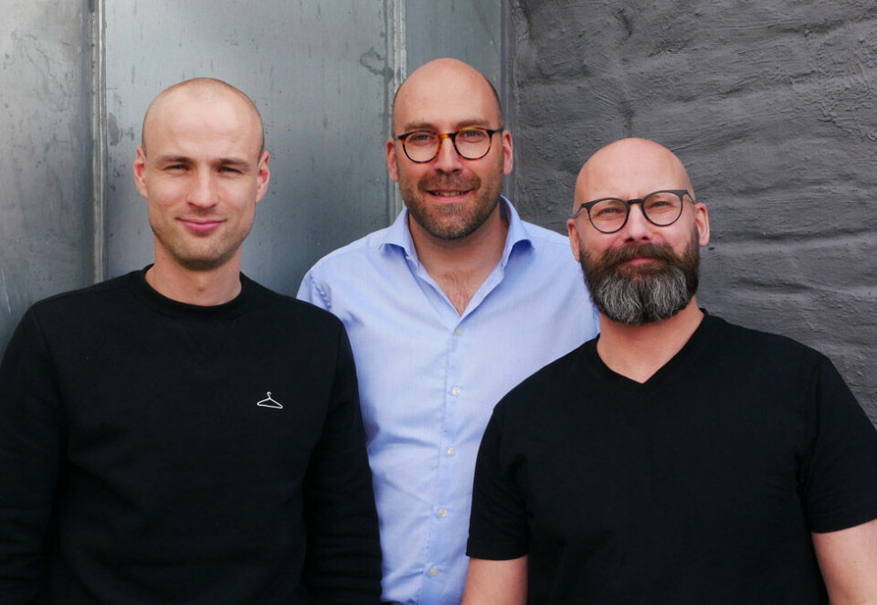 Klar for Isobar: Michael Legendre (i midten av bildet) begynner i Isobar. Der skal han jobbe tett sammen med Ville Sivonen (t.v. i bildet) og Lars Kristiansen (t.h. i bildet). Foto: Isobar.