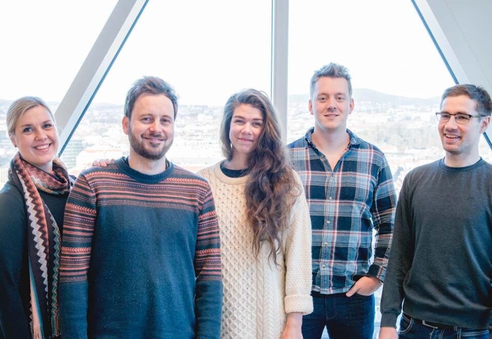 Prøver fiskelykken: Her ser du teamet fra Deloitte Digital som har vært med å utvikle og bygge den nye nettløsningen til fiskekrokprodusenten Mustad & Søn. Fra venstre Karine Storaker Braaten, Thomas Hegge, Elise Tobiasson, Magne Hustveit og Erik-Alexander Simonsen.