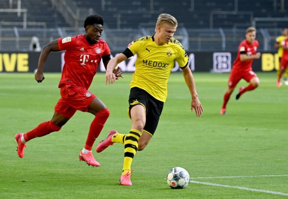 - Ny gullalder: Erling Braut Haaland og Dortmund tapte den uhyre viktige storkampen mot Bayern Muchen, men rettighetshaver Viaplay kan likevel juble for rekordtall. - Vi er i starten av en ny gullalder for nordmenns kjærlighet til tysk fotball, sier pressesjef Fredrik Olimb i Nent. Foto: Federico Gambarini / Pool via Reuters