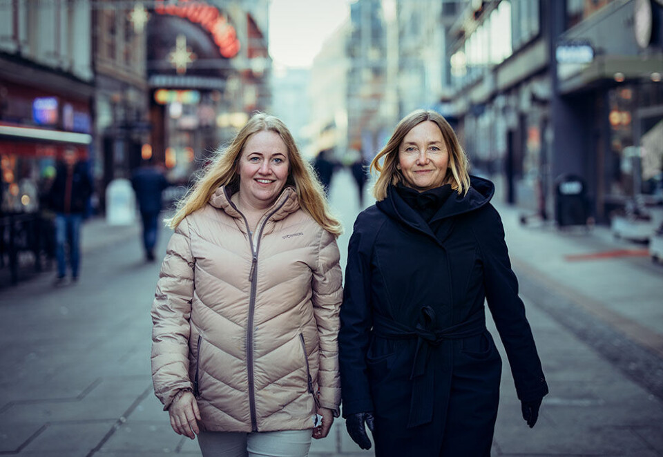 Ny kollega: Etter drøye fire år i McCann er Tone Helene Angsund (til venstre) klar for nye oppgaver i Trigger. Her er hun med byråsjef Bente Kvam Kristoffersen. Foto: Trigger
