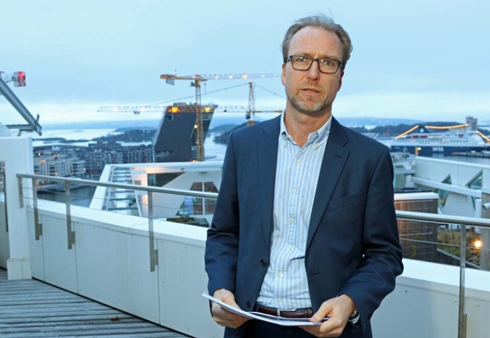 Unge podkast-lyttere: - Den generelle radiobefolkningen er nok litt på den eldre siden enn den yngre. Men på podkast og strømmeversjonen av radio så har du en helt motsatt kurve, sier Gullaksen, sier Deloitte-konsulent, Joachim Gullaksen.