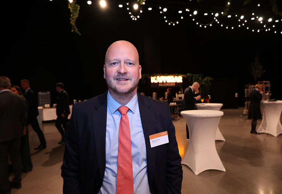 Mingler med makteliten: Krig, prisvekst og et stramt arbeidsmarked er noen av temaene som blir diskutert på NHOs årskonferanse. PR-topp Sigbjørn Aanes er ikke veldig bekymret på vegne av egen bransje. Foto: Eivor Eriksen