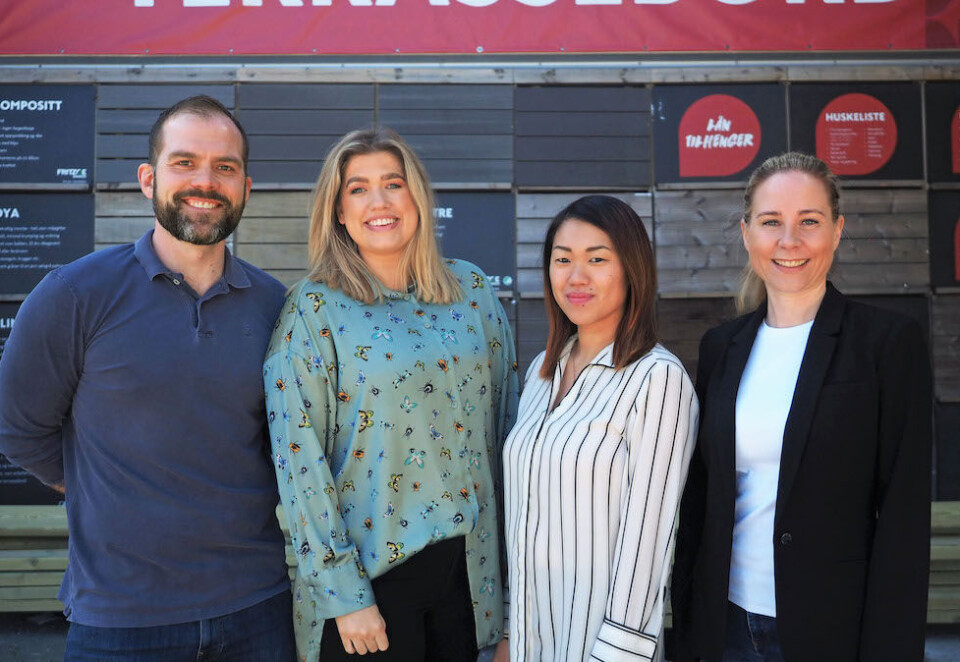 Tre nye fjes: Fra venstre: Peter Kihlman, Karoline Evju og Tonje Hvalvik med markedsdirektør Marianne Bostrøm i Byggmakker.