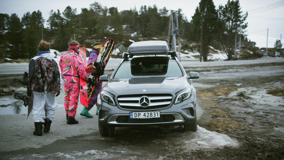 MERCEDES-BENZ #GLATUR