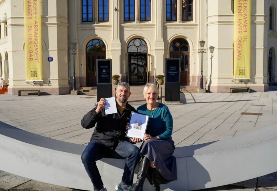 Månedens dialogstemme: Leo Ajkic får utmerkelsen for sitt arbeid med å gå i dialog med mennesker bak fengselsmurene som anses som særlig farlige for samfunnet. Foto: Julius Grasaasen/Nobels Fredssenter