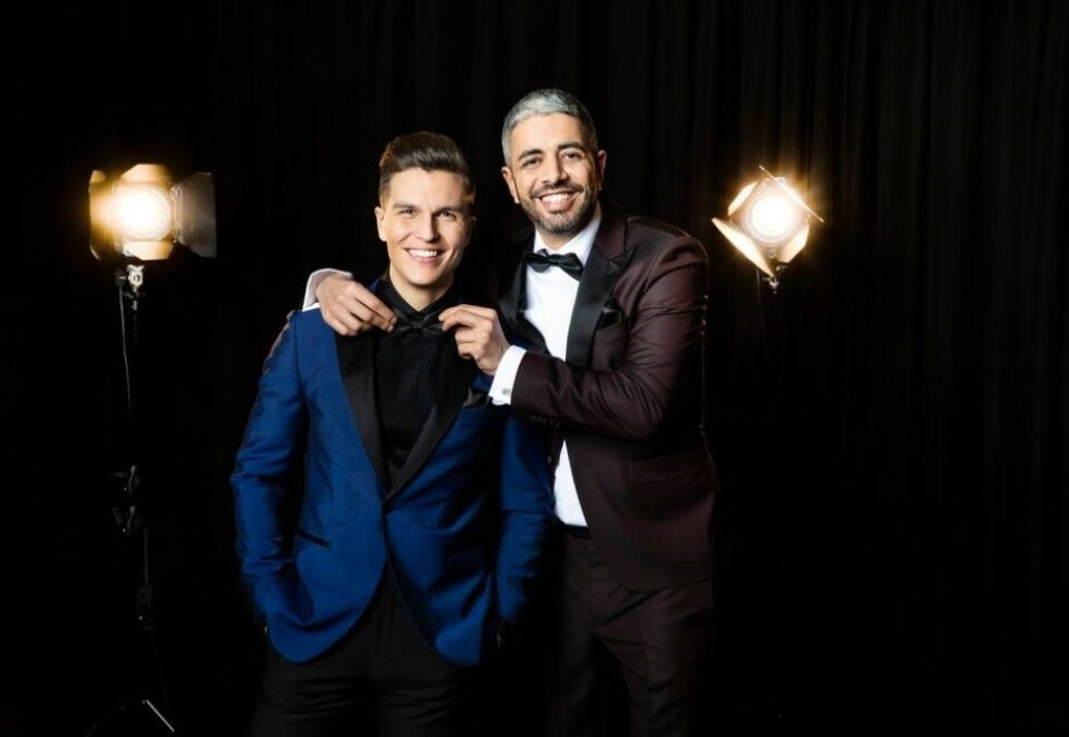 Klare for show: Atle Pettersen og Yousef Hadaoui leder årets Spellemann lørdag 28. mars. - Det er en aldri så liten drøm som går i oppfyllelse. Jeg gleder meg til alt egentlig, sier Pettersen. Foto: Julia Marie Naglestad.