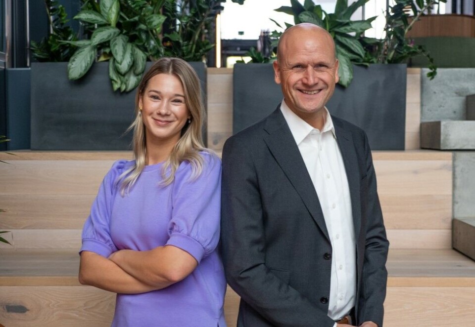 Ny Viaplay-duo: Regine Leenborg Anthonessen var i fjor utegående reporter for Viaplays vintersendinger. I år vil hun også lede noen av studiosendingene fra Viaplays kontorer på Hasle. Pål Gordon Nilsen er hentet inn fra Discovery, og har vintererfaring fra OL-sendinger og tidligere fra NRK. Foto: Stine Svendsen/Viaplay.