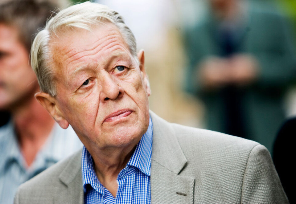 - Raus sjef: Kåre Valebrokk var sjef i TV 2 i perioden 1999-2007 og omtales av Trygve Rønningen som en raus oglargesjef.