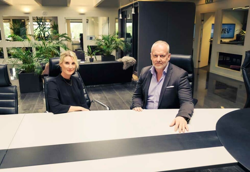 Andre siden: Malin Wiklund setter seg på andre siden av bordet når hun slutter i Metro Sounds og begynner hos Roger Rosbach i mediebyrået Enklere Valg. - Hun vil bli en fantastisk ressurs for rådgiverne og resten av bedriften, sier Rosbach om sin nye ansatte.