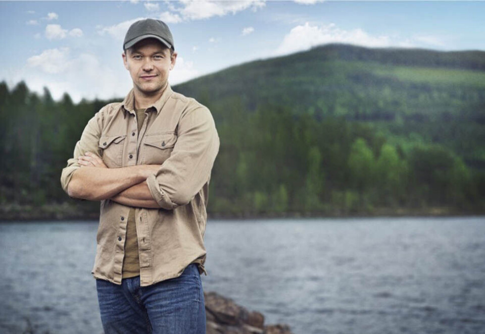 - Turbulent marked: Amazon-eide Prime Video er en av strømmetjenestene som har trappet opp satsingen på det norske markedet. Her med programleder Jakob Oftebro i «The Bridge». – Det blir et turbulent strømmemarked i 2023 med flere aktører, priskrig, illojale kunder og økt deling, skriver Futsæter i denne kommentaren. Foto; Amazon,.