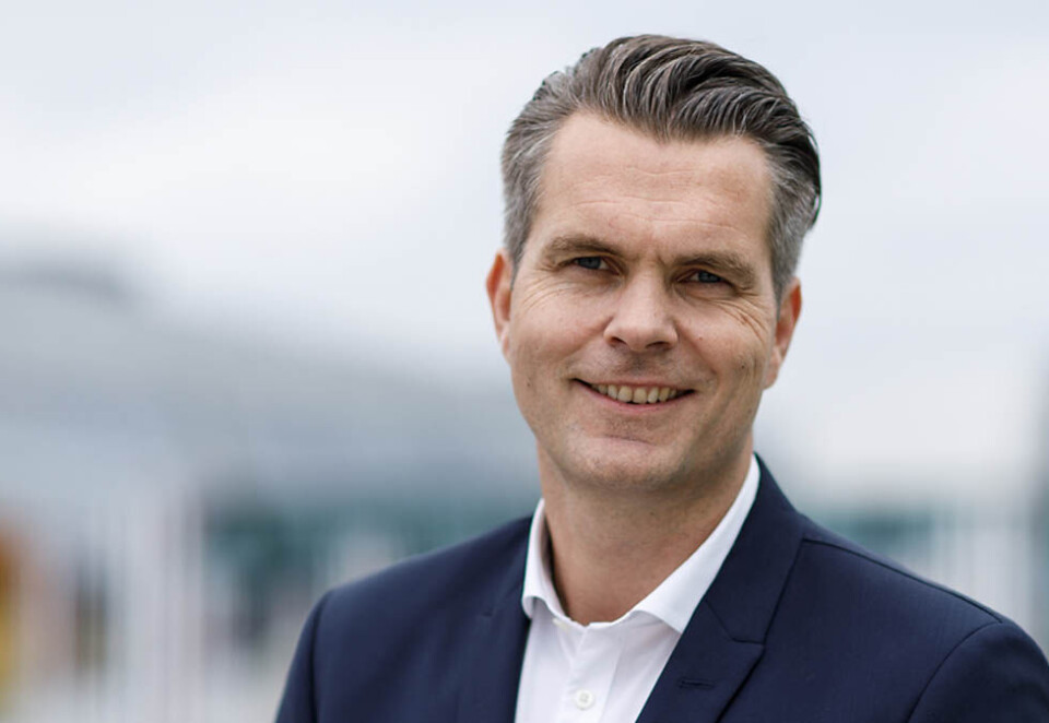 Tar danskebåten: Tor-Arne Fosser setter seg på danskebåten og reiser til København for å nyte tilværelsen som nordmann i Danmark. - Men det har også vært veldig fint å være norsk på hovedkvarteret på Fornebu, sier den kommersielle direktøren i Telenor Danmark.