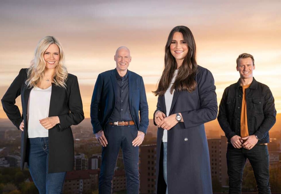 Årets EM-verter: Carina Olset, Erik Thorstvedt, Ingrid Halstensen og Carl-Erik Torp er noen av dem som serverer fotball-EM til norske TV-seere i sommer. Foto: Espen Solli/TV 2