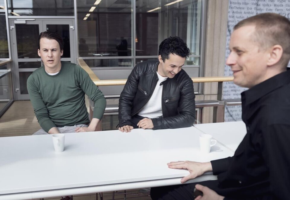 Bygger kanal: Vegard og Bård Ylvisåker sammen med programsjef i VGTV, Martin Jøndahl