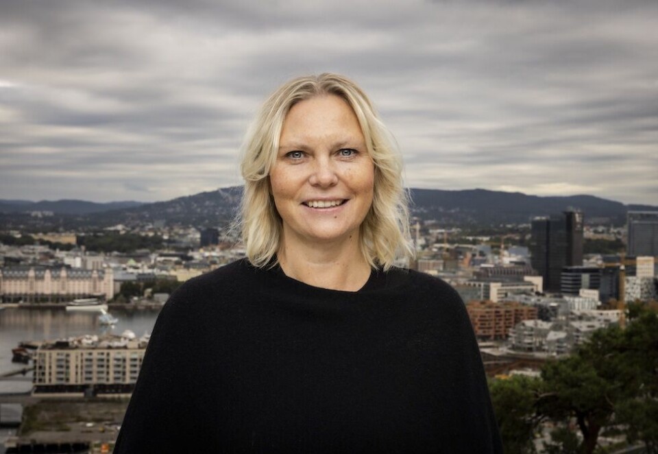 Bretter opp ermene for hele Oslo: Kristin Stoltenberg kommer fra stillingen som ansvarlig redaktør i Nordstrands Blad hvor hun har hatt ansvaret for tre bydeler. Når hun nå går inn som sjef for Avisa Oslo, skal hun bryne seg på alt av Oslos nyheter. Foto: Amedia