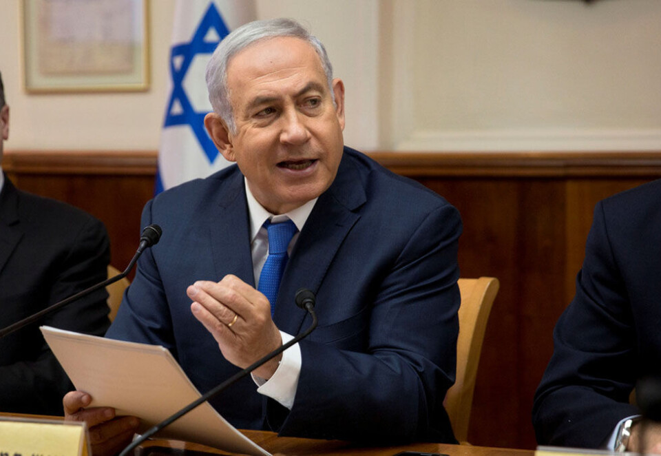 Krever unnskyldning: Den israelske regjeringen misliker sterkt en karikaturtegning av statsminister Benjamin Netanyahu i Dagbladet. Ambassaden i Oslo krever at tegningen fjernes og at avisen offentlig kommer med en unnskyldning. Foto: Reuters.
