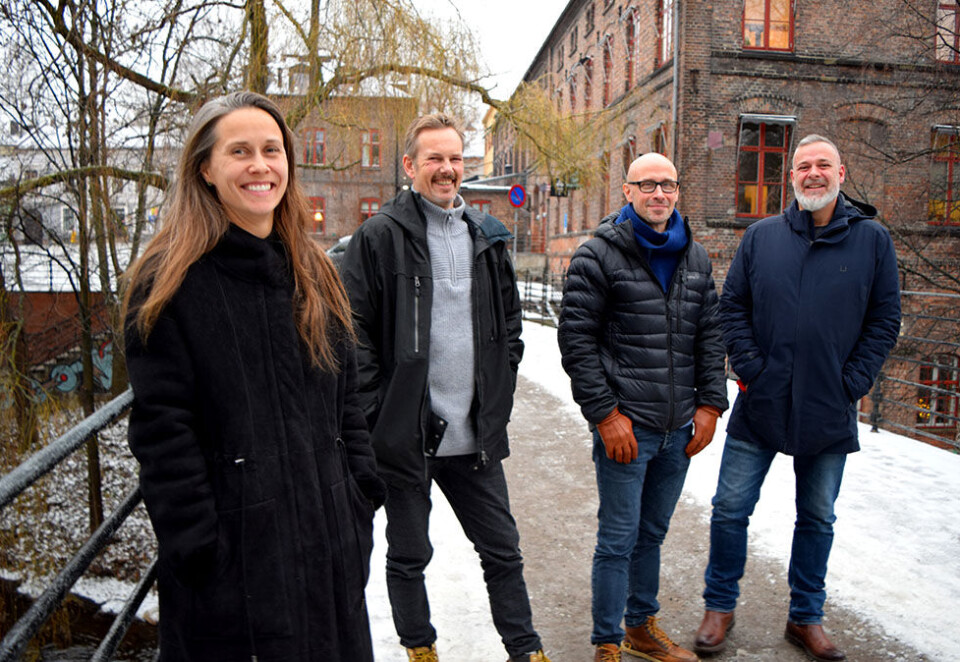 Grønne produsenter: Dersom Jannecke Østvold Møller, Ole Narum Berg, Erik Schøien og Mads Astrup Rønning får det som de vil, vil hele bransjen produsere klimapositive reklamefilmer. Foto: Dag Robert Jerijervi