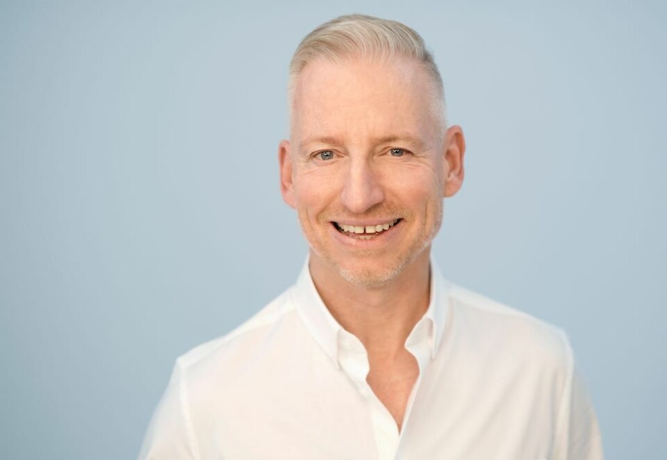 Skriver om indre bærekraft: Espen Erfjell er coach og avtroppende daglig leder i Play Reklamebyrå. Fra nyttår melder han overgang til startup-selskapet WeMe, der han går inn som partner. Foto: Privat