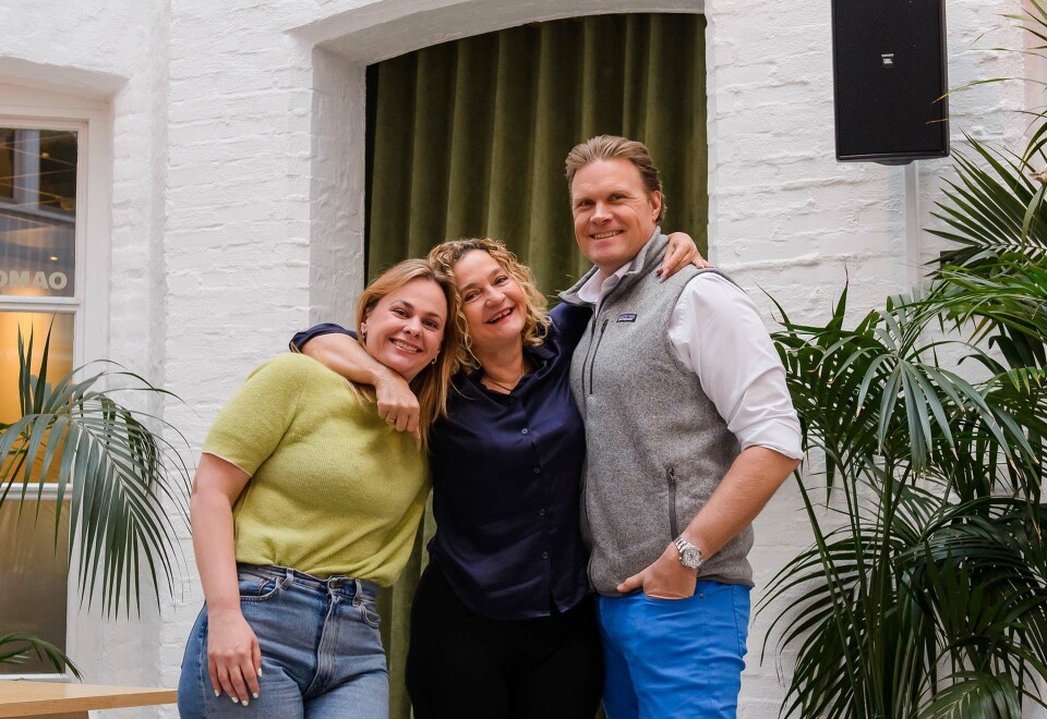 Toppsjefen slutter: Ulla Sommerfelt trer til side som sjef for designbyrået Eggs design. Ellen Lidgren og Øyvind Lium-Valmot tar over i tospann. - Vi sier litt fleipete at det må to personer til for å erstatte Ulla, sier Ellen Lidgren til Kampanje.