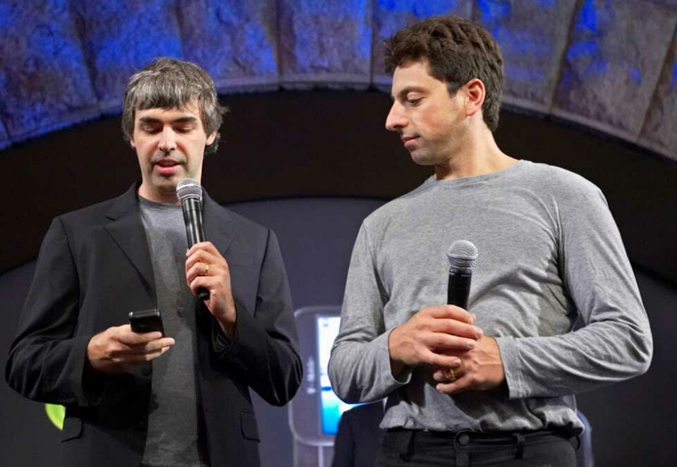 Ikke lenger Google-sjefer: De to Google-grunnleggerne Sergey Brin og Larry Page mener det er på tide å forlate toppledelsen. Her de to ved selskapets tiårsjubileum i 2008. Foto: Paul Sakuma/AP/NTB Scanpix.