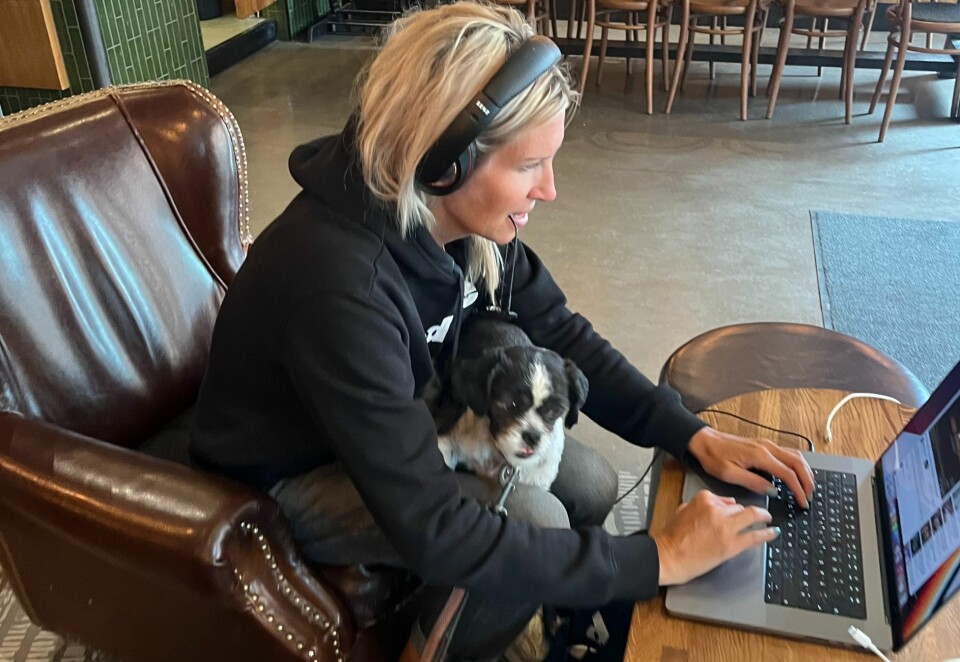 Gründer-ånd: Foreløpig veksles det mellom stua hjemme på Skøyen eller Starbucks, for Tuva Jorfald i PodLab. Foto: Ea Jorfald