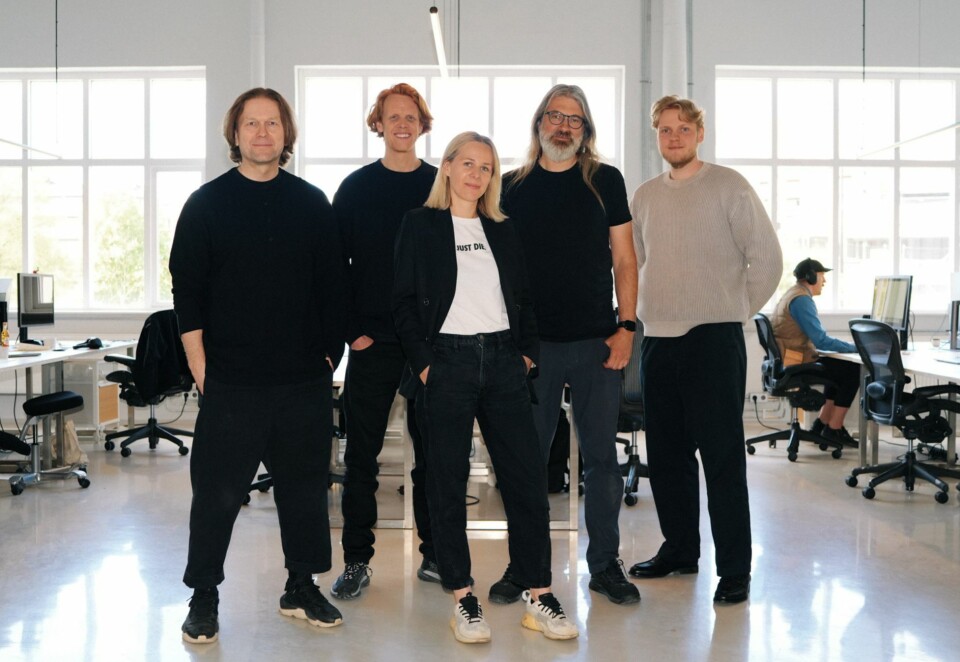 Vant storkunde: Kjerneteamet hos Bleed som skal jobbe med Sanity, er (fra venstre) Svein Haakon Lia, Christoffer Nøkleby, Jana Papiernikova, Simen Svale og Jørgen Holstad Andersen. Foto: Bleed