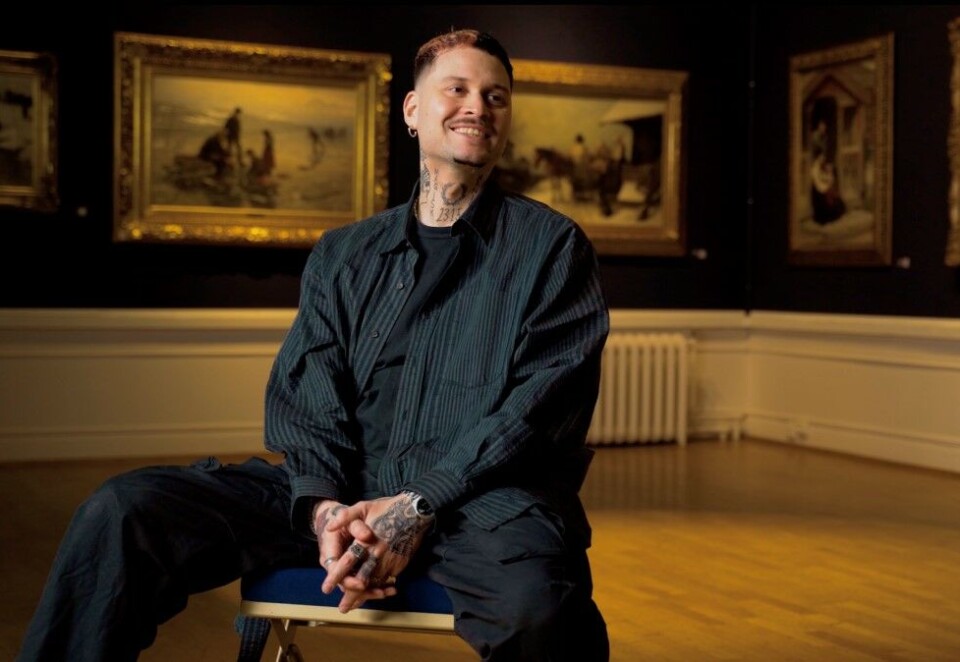 I front: Stig Brenner, best kjent under artistnavnet, Unge Ferrari, står i front for initativet The Green Rider. - Jeg ønsket å gjøre noe mer enn bare å stille krav til festivalarrangørene, sier Brenner. Foto: Brusjan
