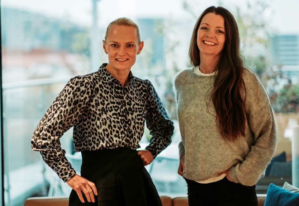 Gir stafettpinnen videre: Tonje Nordan (til venstre) i DN Konferanse tar over som DNX-sjef etter Siri Skaalmo, som gir seg i mediehuset. Foto: Dagens Næringsliv