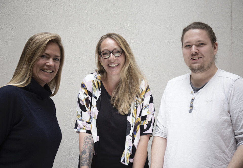 Med sjefen: Fra venstre: Daglig leder Mette T. Brekke-Hansen, digital rådgiver Juli Victoria Pramm og digital utvikler Tormod Rønning.