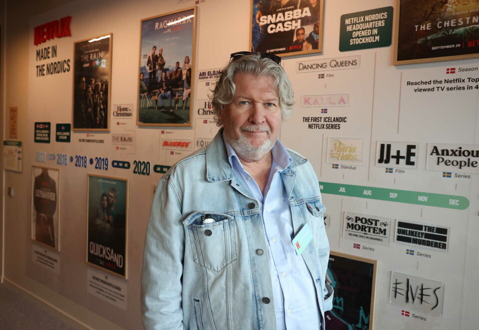 Pryder veggen: Flere av de nordiske originalseriene som pryder veggen på Netflix' nye nordiske kontor har Per-Olav Sørensens signatur. Nå går han i gang med en ny produksjon, og denne gangen er det en etterlengtet oppfølger av «Hjem til jul». Foto: Eivor Eriksen